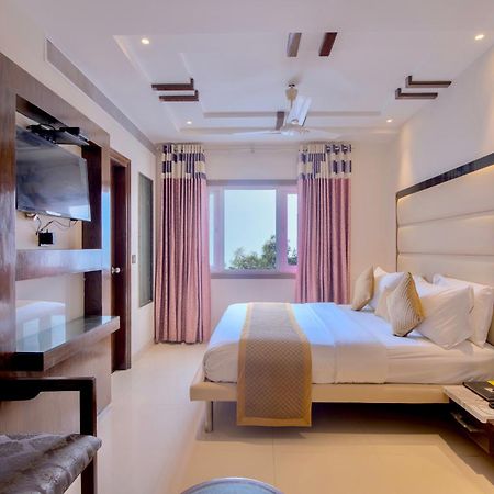 Empire Suites, นิวเดลี ภายนอก รูปภาพ