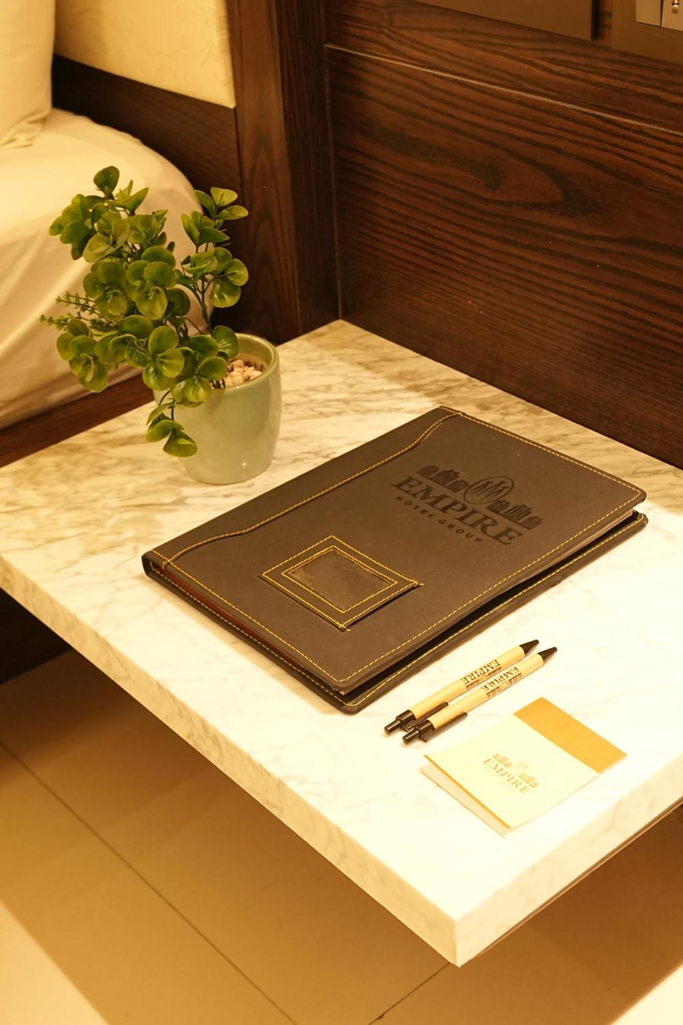 Empire Suites, นิวเดลี ภายนอก รูปภาพ
