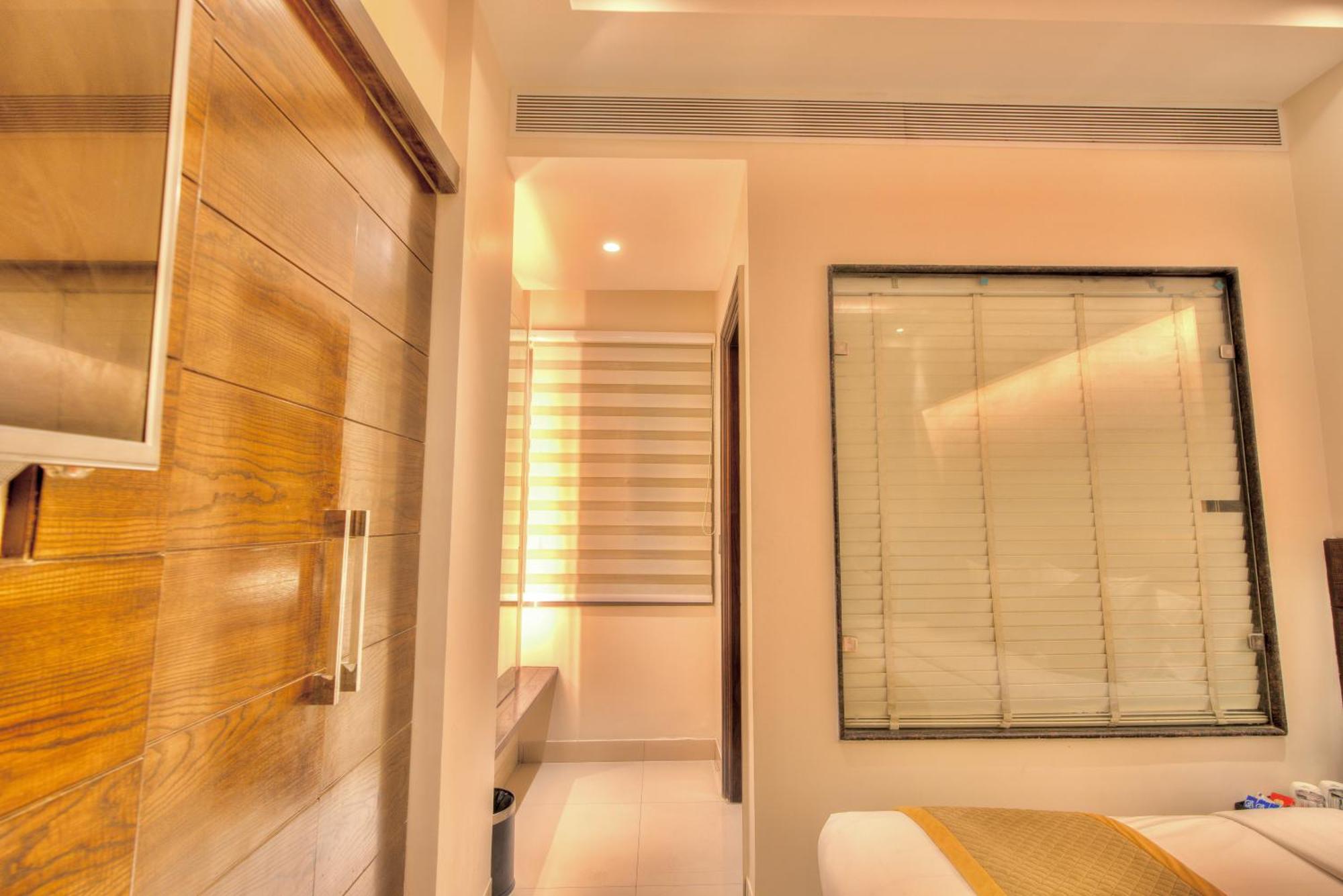 Empire Suites, นิวเดลี ภายนอก รูปภาพ