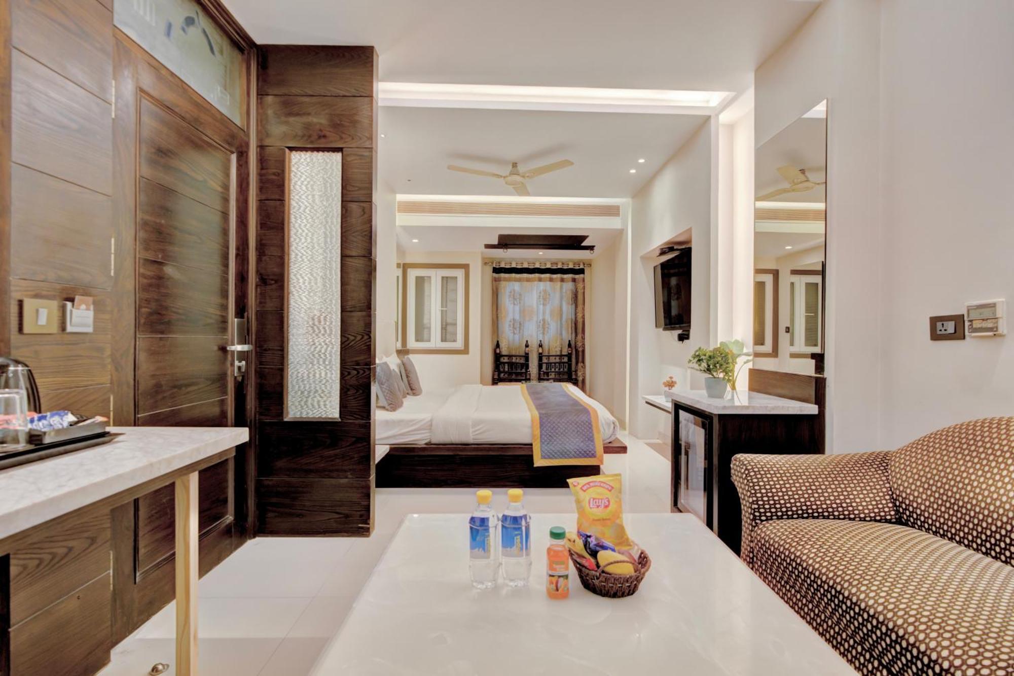 Empire Suites, นิวเดลี ภายนอก รูปภาพ